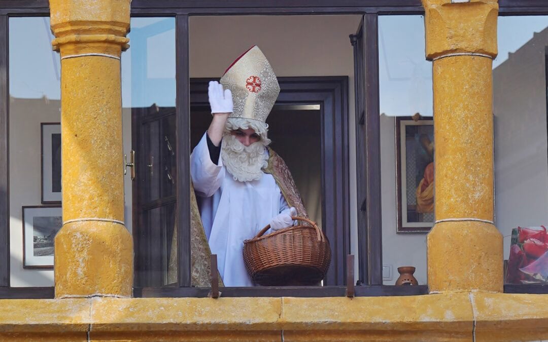 Delimo praznično veselje!