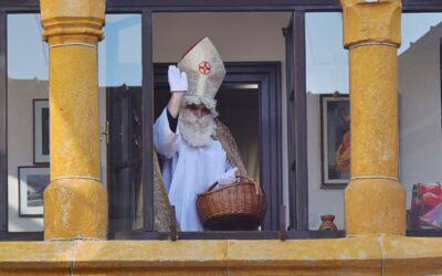 Delimo praznično veselje!